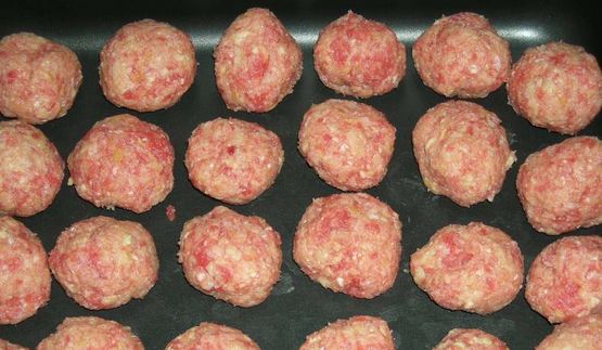 фрикадельки в томатном соусе