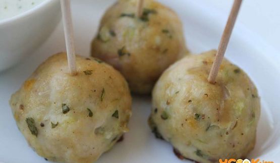 куриные фрикадельки в духовке с соусом