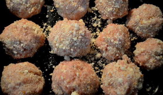 куриные фрикадельки в томатном соусе