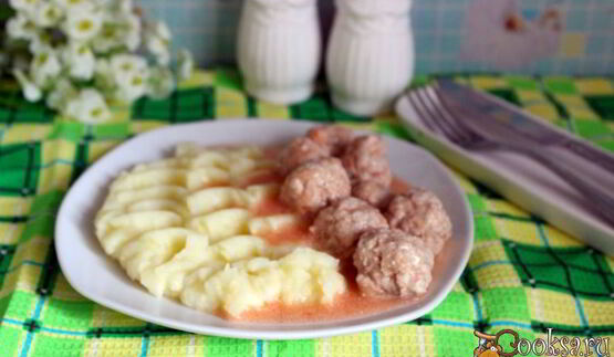 мясные фрикадельки в сметанно-томатном соусе