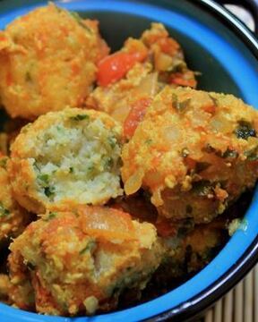 Рыбные фрикадельки в имбирном соусе