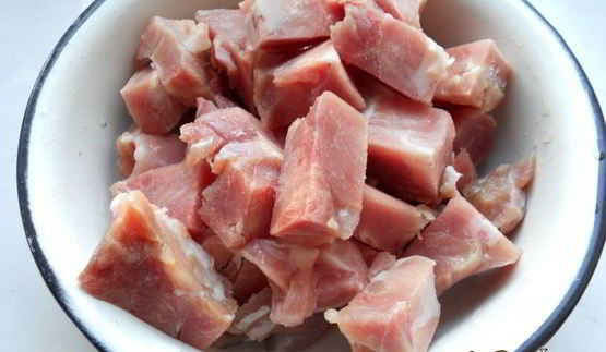 картофель отварной с индюшиным мясом и сыром