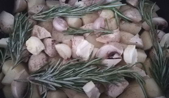 картофель с шампиньонами в духовке