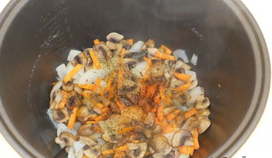 картофель с шампиньонами в мультиварке