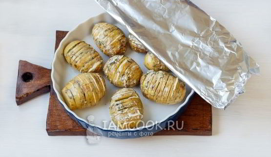 картошка-гармошка с сыром в духовке