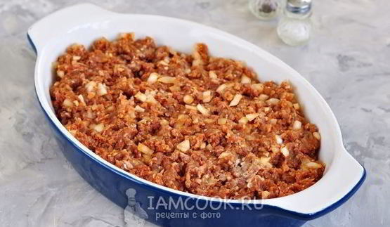 картошка с фаршем, сыром и майонезом в духовке