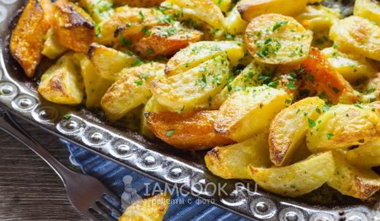 картошка с майонезом и морковью в духовке