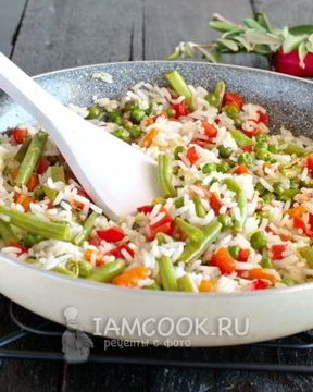 Постный рис с овощами