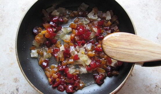 рис с персиком и сухофруктами