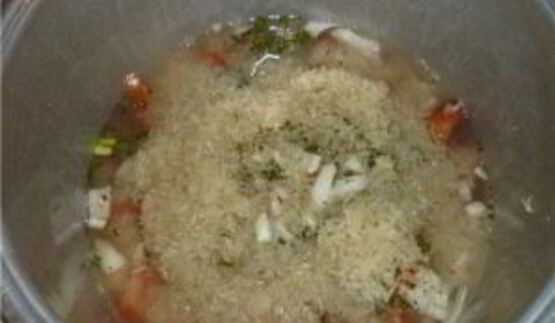 рис с тушенкой в мультиварке