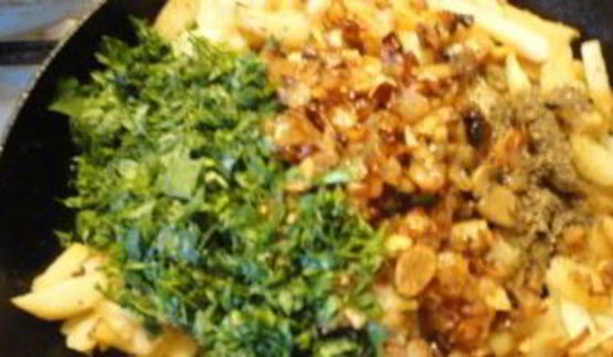 жареная картошка с сушеными грибами