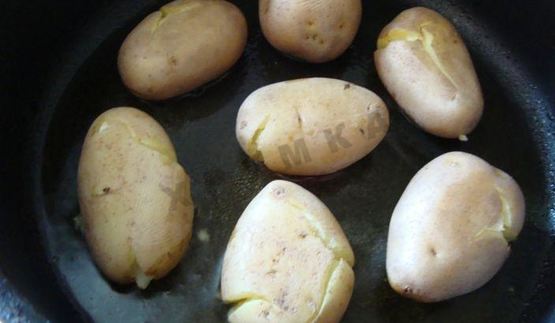 жаренный картофель с перцем и солью сянцзань цзяоянь сяо тудоу