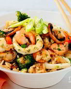 Жареный рис с морепродуктами