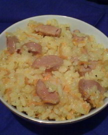 Рецепт жареного риса с сосисками
