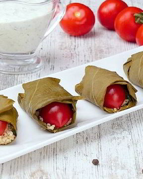 Долма из свежих листьев