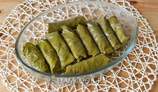 долма со свининой без риса