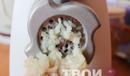 долма в виноградных листьях