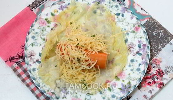 голубцы с сосисками и сыром