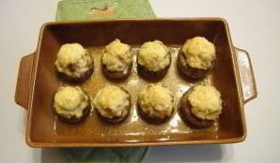 фаршированные шампиньоны в духовке с сыром