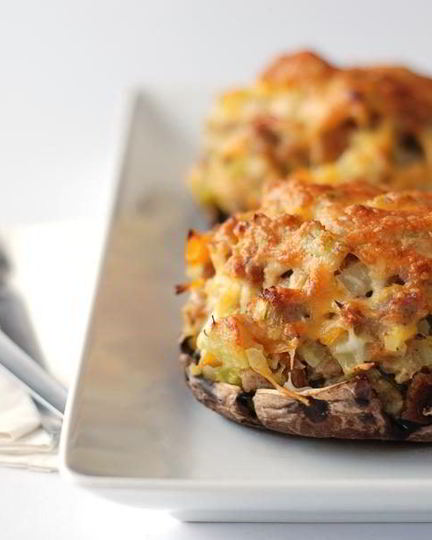 Рецепт грибов, фаршированных овощной начинкой