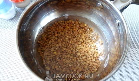 шампиньоны, фаршированные чечевицей