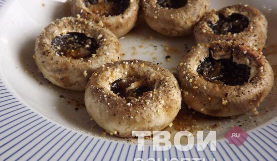 шампиньоны фаршированные ветчиной