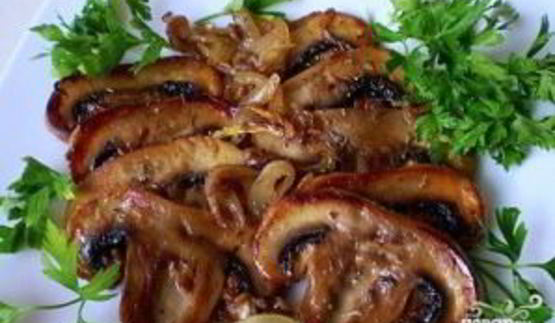 шампиньоны жареные с луком