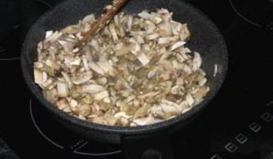 шампиньоны жареные