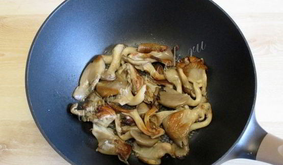 вешенки жареные с картошкой