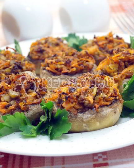 Рецепт запеченных шампиньонов с овощами