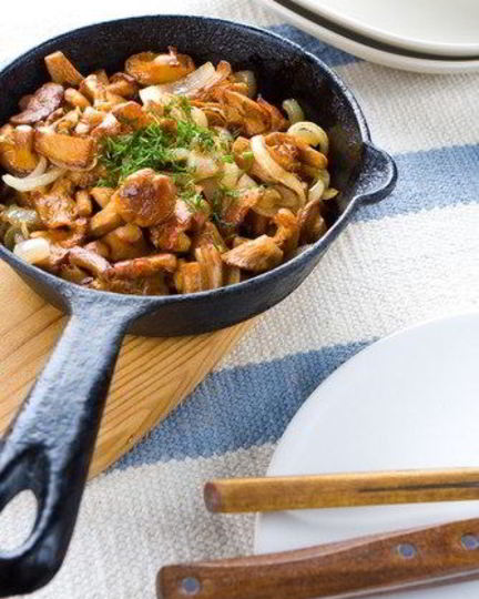 Рецепт жареных грибов в сливочном масле с шалотом