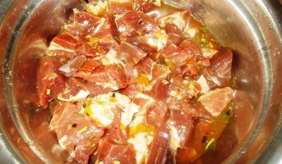 гуляш из барашка под апельсиновым соусом