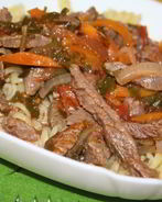 Гуляш из говядины с кинзой