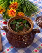 Гуляш из говядины в духовке