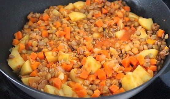 гуляш из картофеля и чечевицы