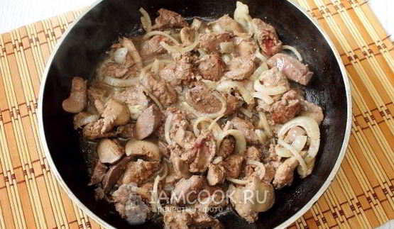 гуляш из куриной печени