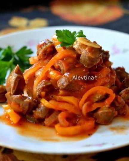 Рецепт гуляша из куриных желудков