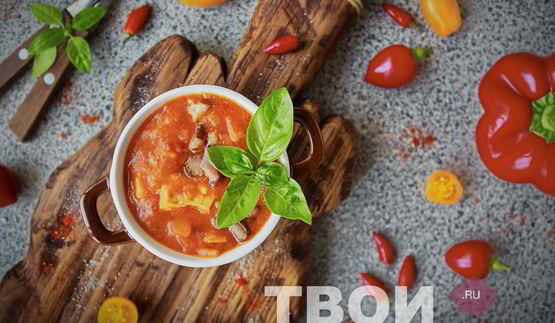 гуляш из курицы с подливкой