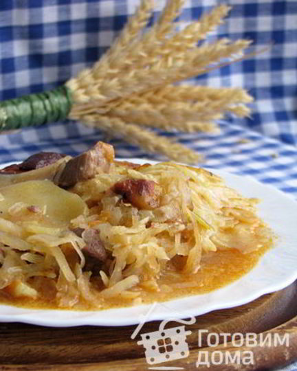 Рецепт гуляша из квашеной капусты под картофельным гратеном
