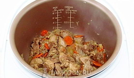 гуляш из свинины по-мадьярски в мультиварке