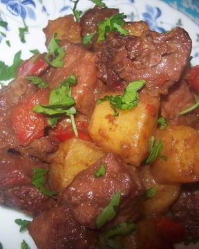 Гуляш по-немецки с перцем