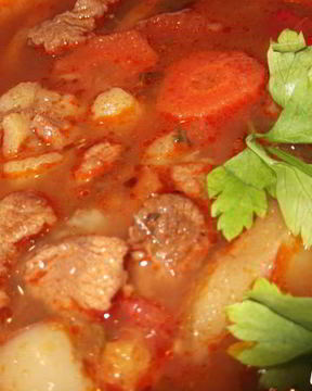 Суп-гуляш по-венгерски