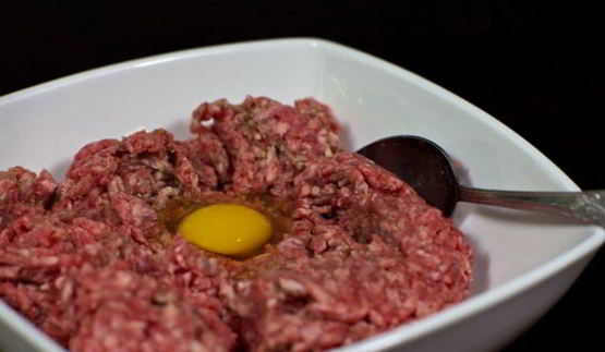 котлеты из говядины с грибами