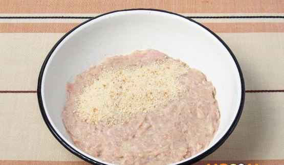 котлеты из индейки на пару в мультиварке