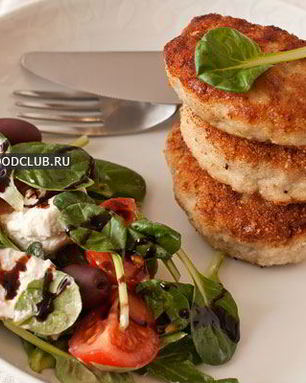 Котлеты из индейки с кабачками