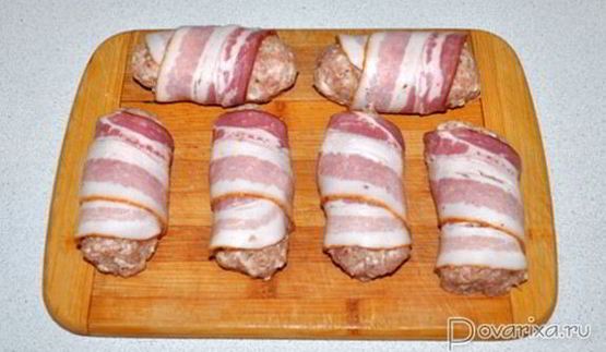 котлеты из мясного фарша в беконе