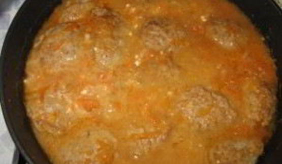 котлеты с подливкой