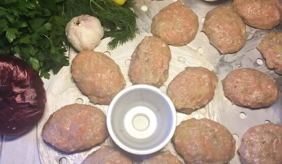 куриные котлеты на пару