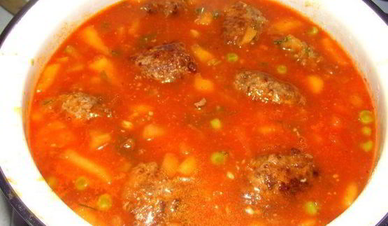 мясные котлеты с необычным подливом из яблока