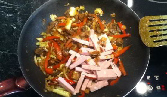 лапша по-сингапурски